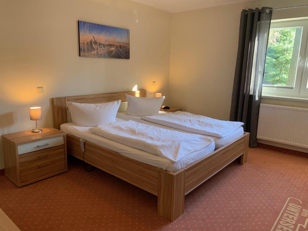 Hotel Am Untersee Bantikow Exterior foto